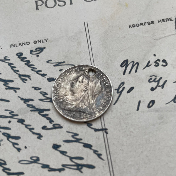 Victorian Liz Love Token Charm