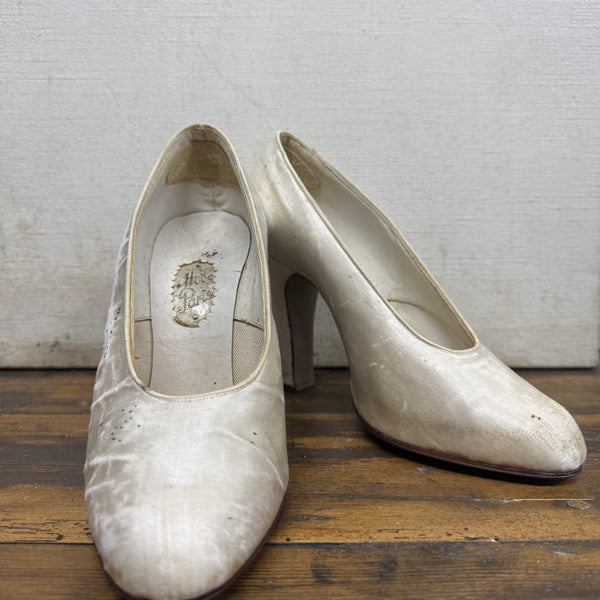 Beautiful 1920's Bridal Shoes
