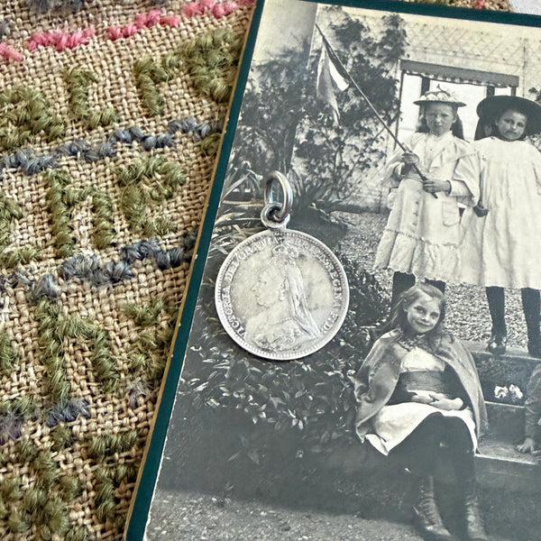 Victorian Kit Love Token Charm