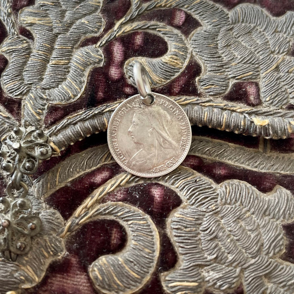 Victorian Louie Pictorial Love Token