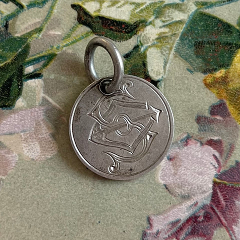Victorian SE Love Token Charm