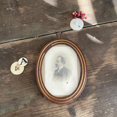Vintage Photo & Frame