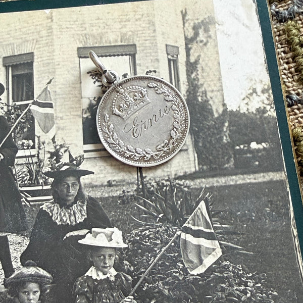 Victorian Ernie Love Token Charm