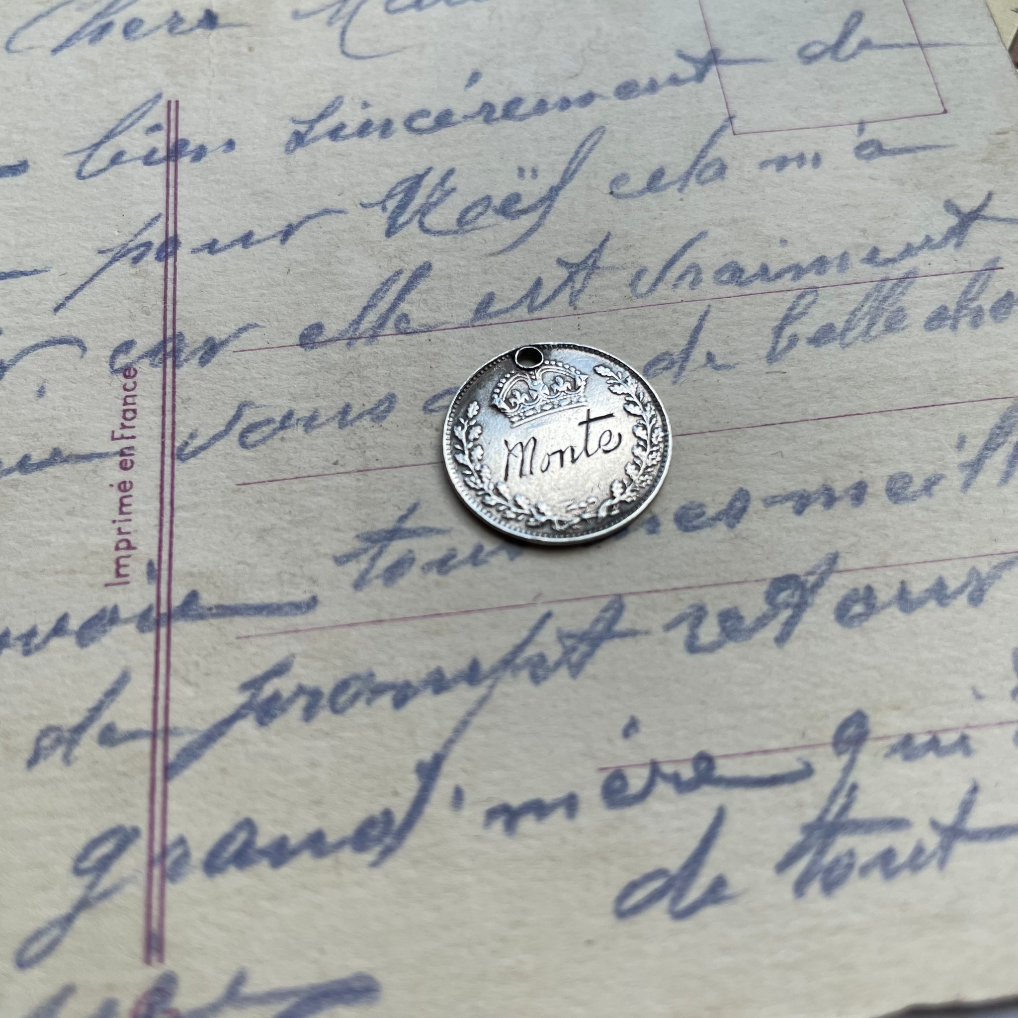Victorian Monte Love Token Charm