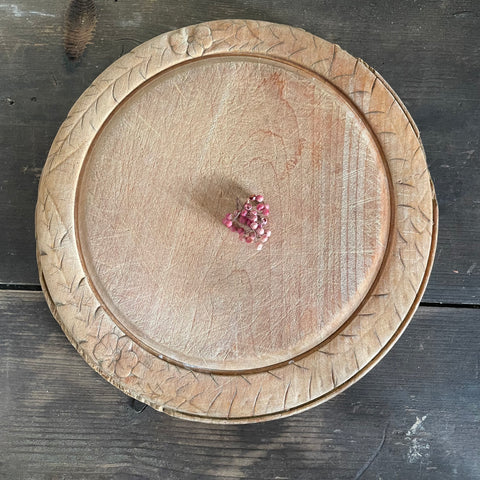 Antique Floral Bread board