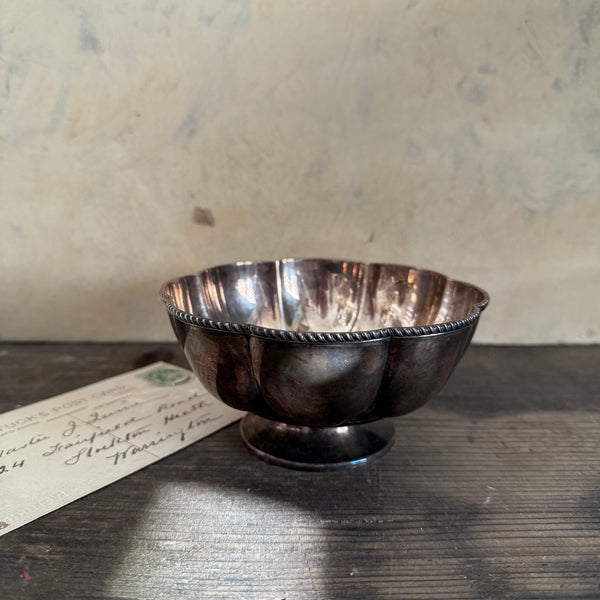 Vintage Metal Scallop Dish