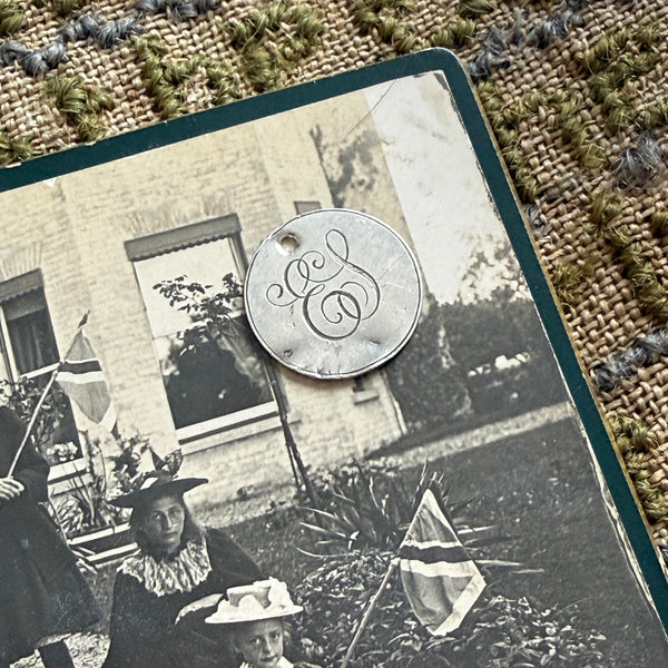 Victorian ES Love Token Charm