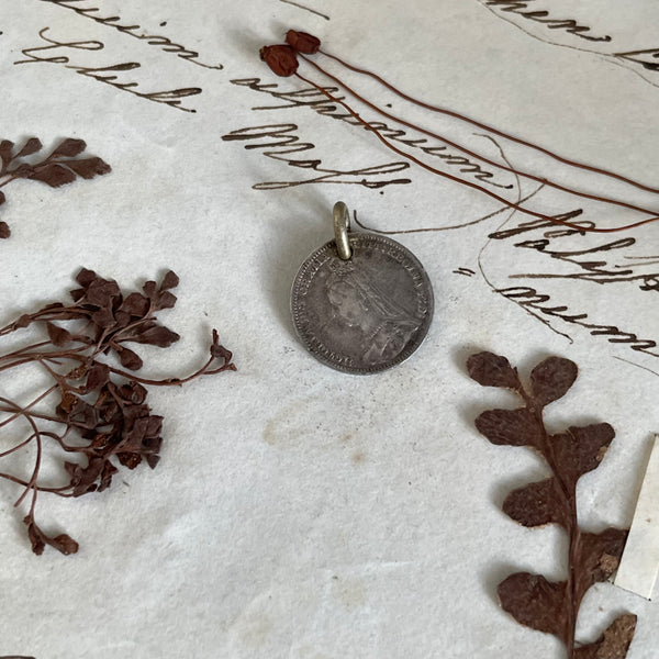 Victorian Kally Love Token Charm