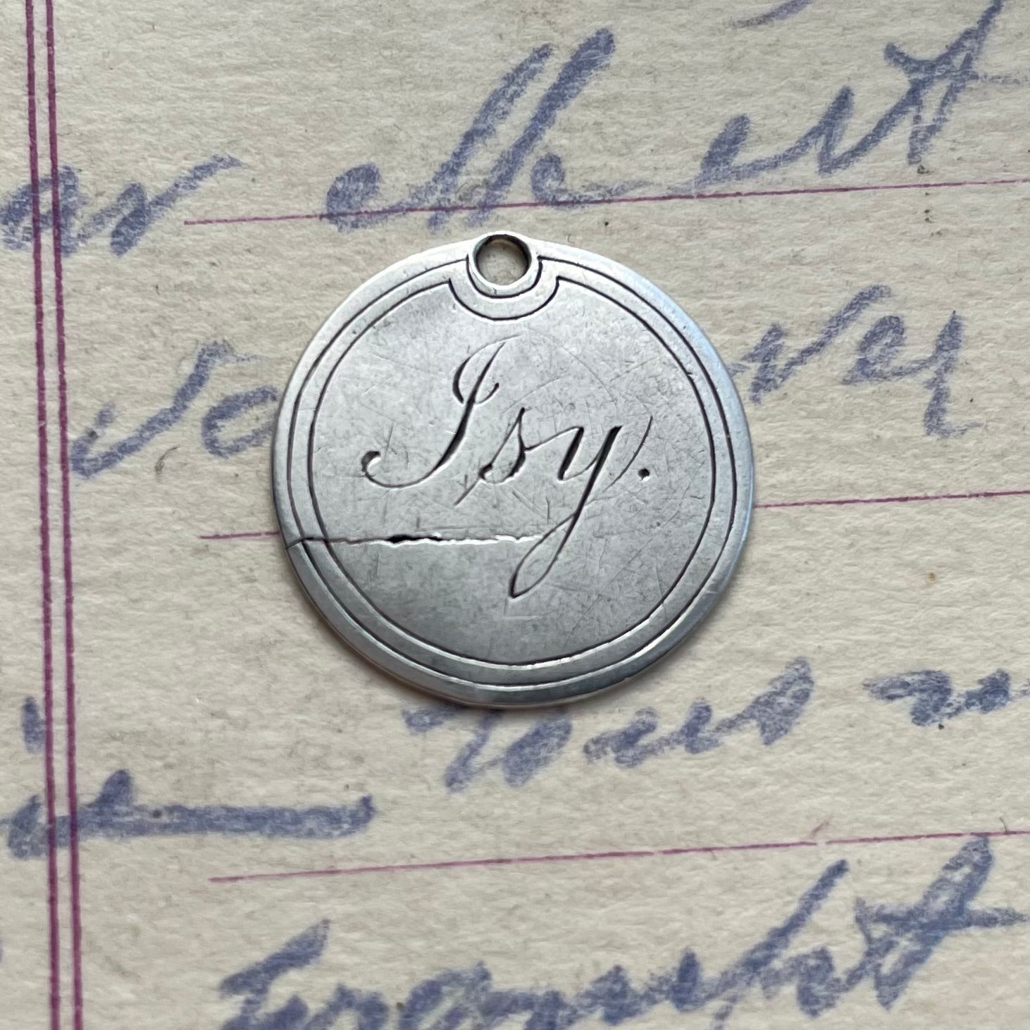 Victorian Isy Love Token Charm