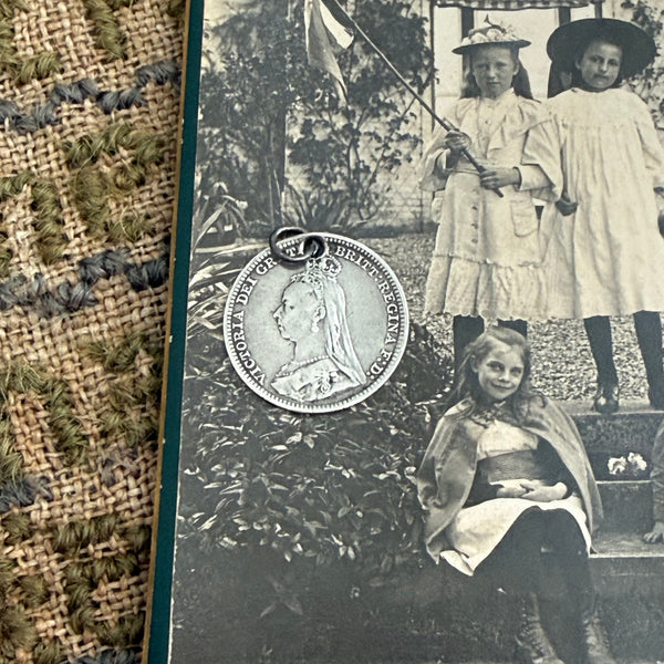 Victorian Kate Love Token Charm