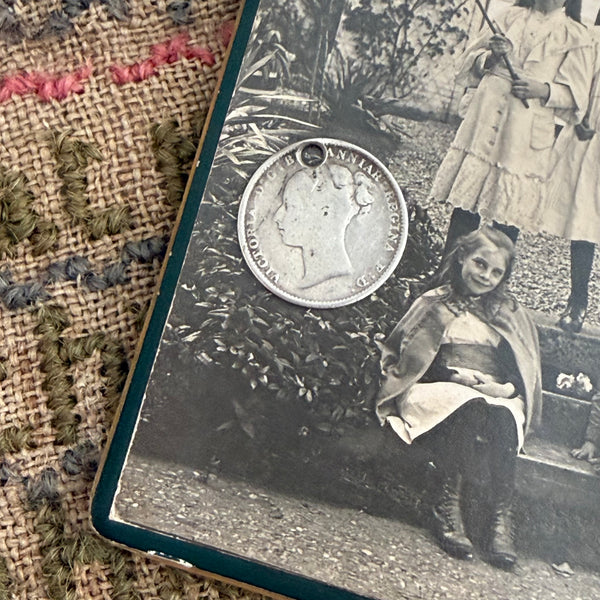 Victorian Aggie Love Token Charm