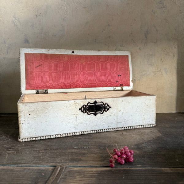 Antique Worn White Box