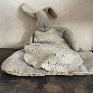 1920s Pyjama Rabbit Case