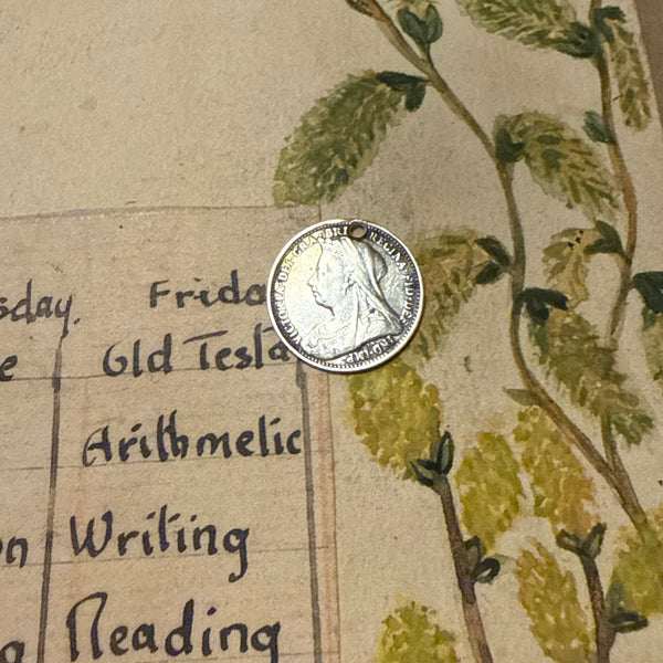 Victorian Arthur Love Token Charm
