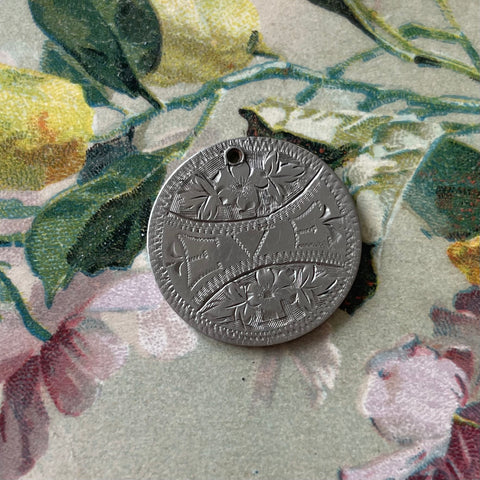 Victorian Eve Love Token Charm