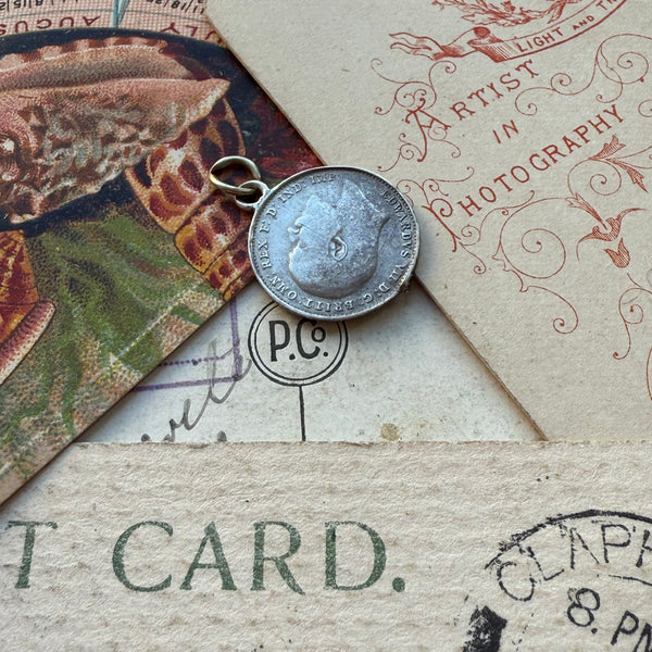 Victorian Jam Love Token Charm