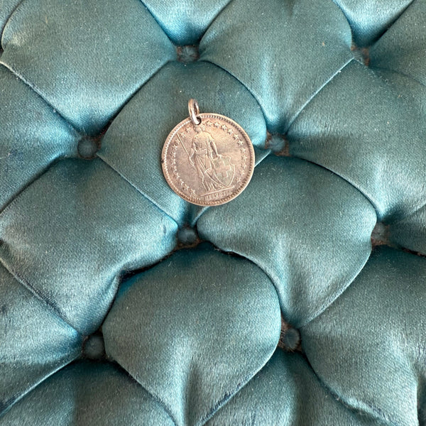 Victorian André Love Token Charm