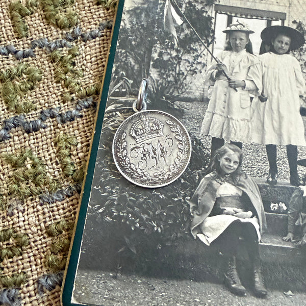 Victorian FW Love Token Charm