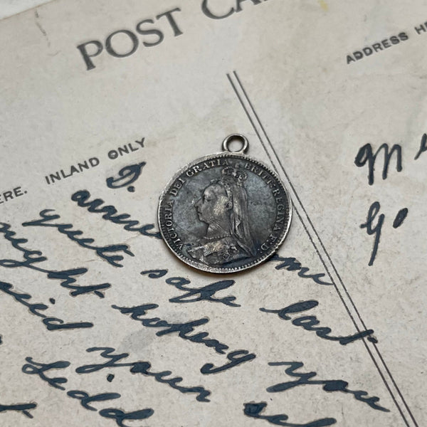 Victorian Lion Love Token Charm