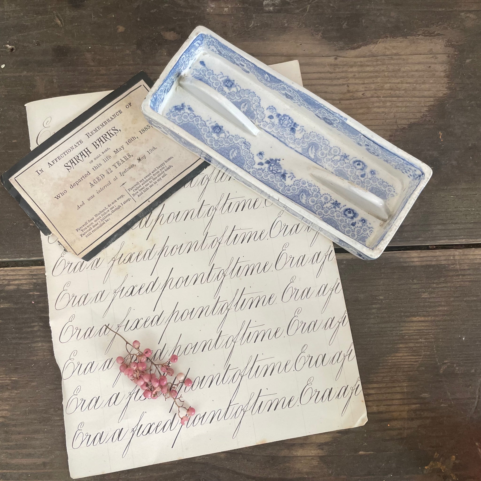Victorian Ceramic Pen Tray