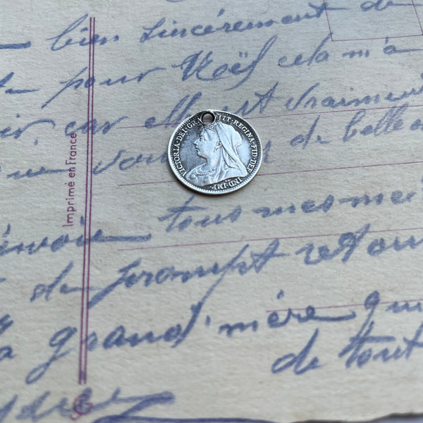 Victorian Adelaida Love Token Charm