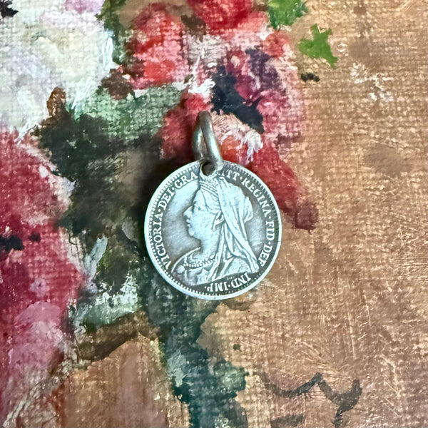 Victorian Grace Love Token Charm