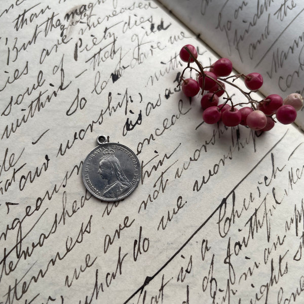 Victorian Joe Love Token Charm