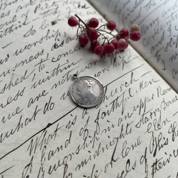 Victorian Maude Love Token Charm