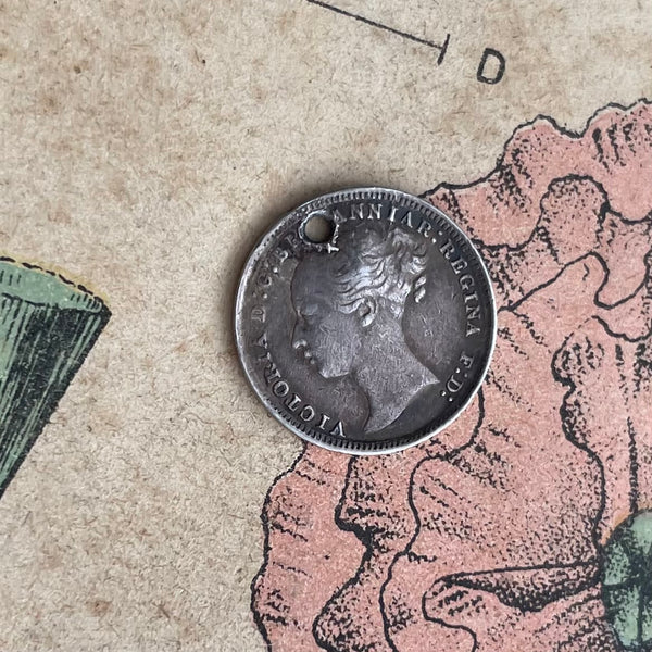 Victorian Aida Love Token Charm