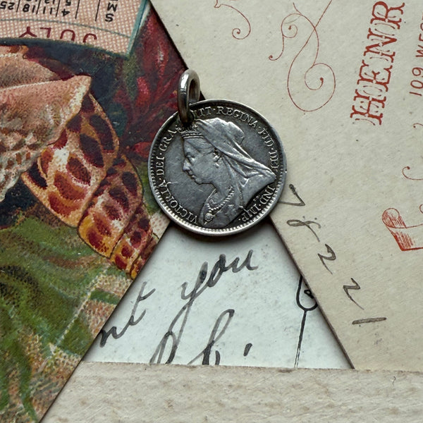 Victorian SL Love Token Charm