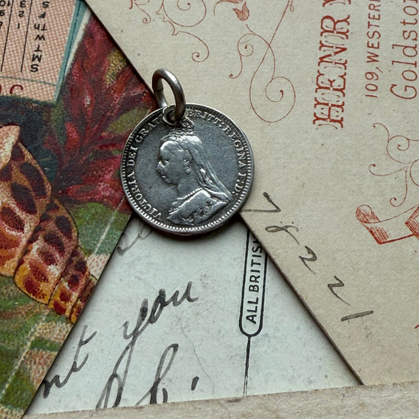 Victorian Eva Love Token Charm