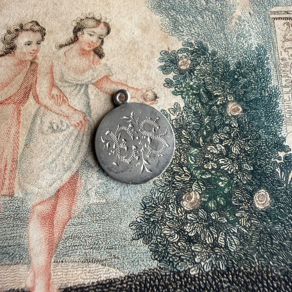 Victorian ES Love Token Charm