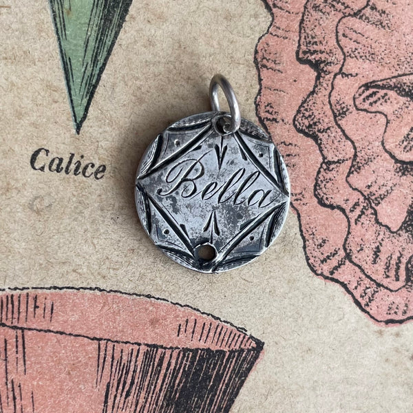 Victorian Bella Love Token Charm