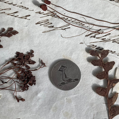 Crest Pictorial Love Token Charm