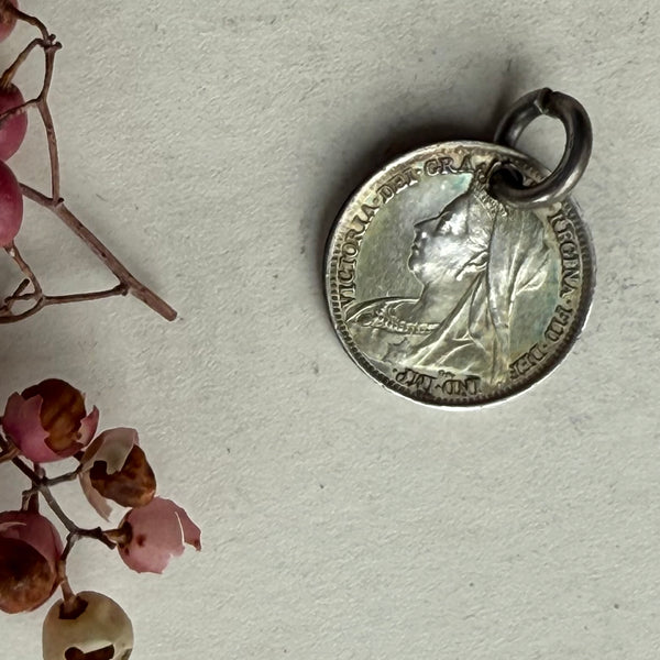 Victorian Julia Love Token Charm