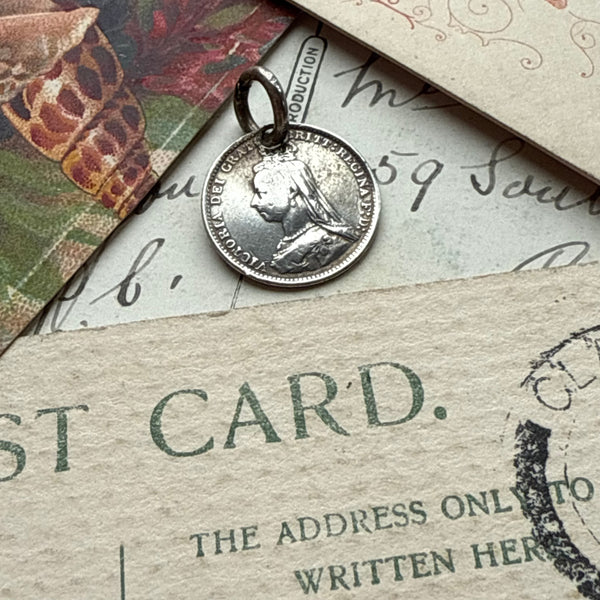 Victorian Eleanor Love Token Charm