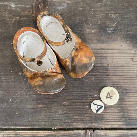Antique Childs Shoes