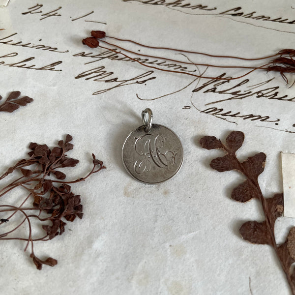 Victorian AC Love Token Charm