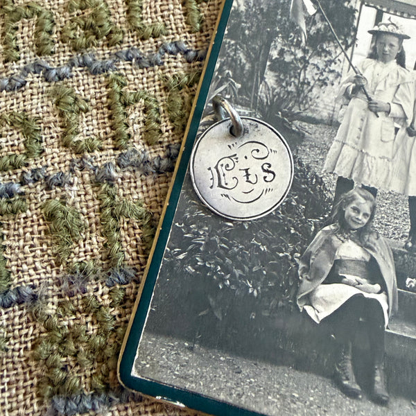 Victorian Cis Love Token Charm