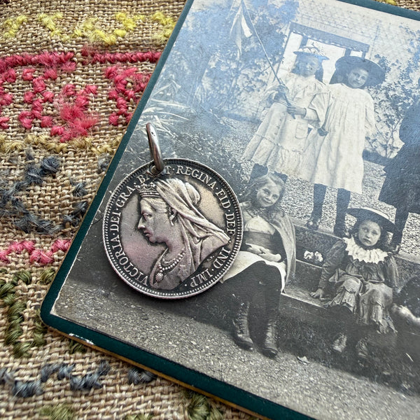Victorian SR Love Token Charm