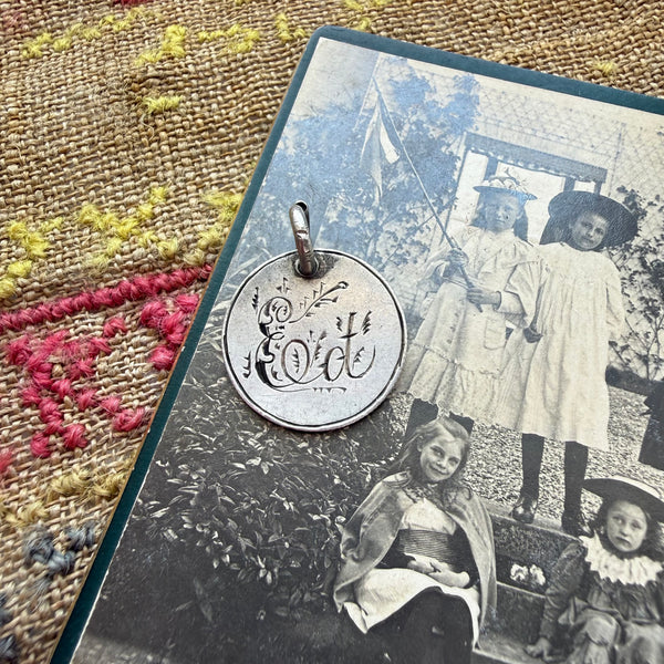Victorian Ed Love Token Charm