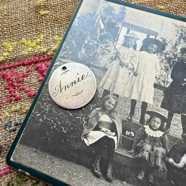 Victorian Annie Love Token Charm