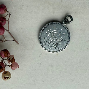 Victorian GR Love Token Charm