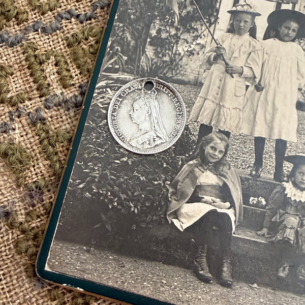 Victorian Alice Love Token Charm