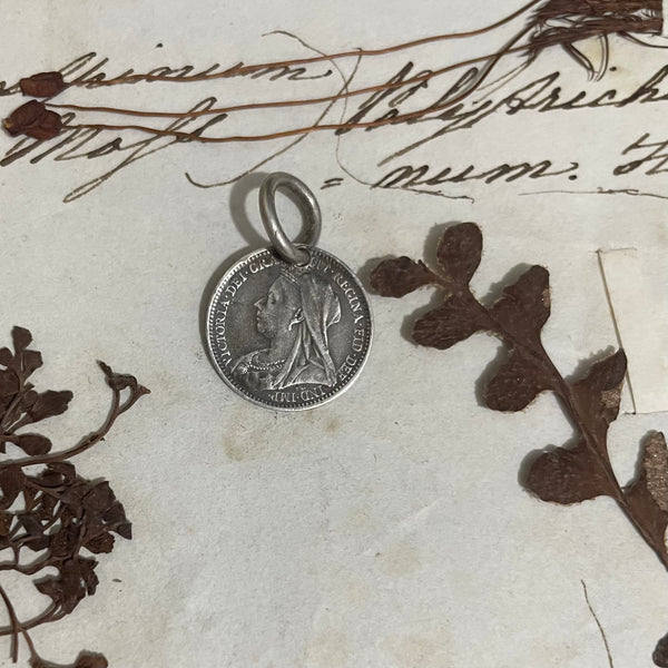 Victorian Dolly Love Token Charm