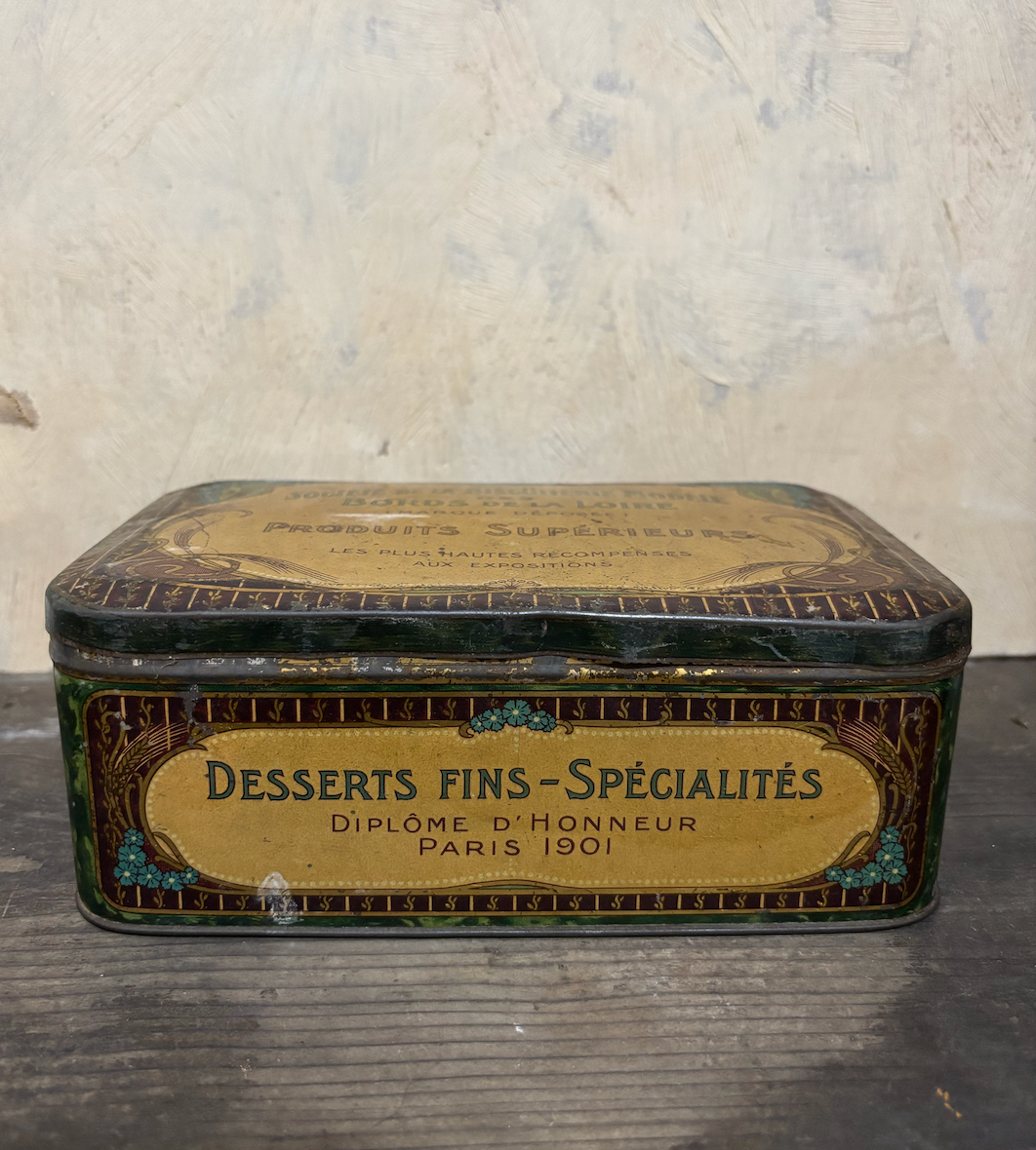 Worn Vintage French Advertising Tin