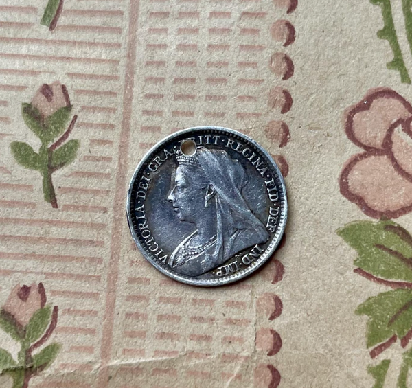 Victorian Mother Love Token Charm