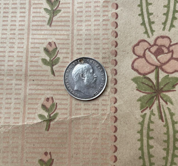 Victorian Mother Love Token Charm