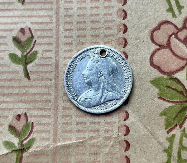 Victorian Mabs Love Token Charm
