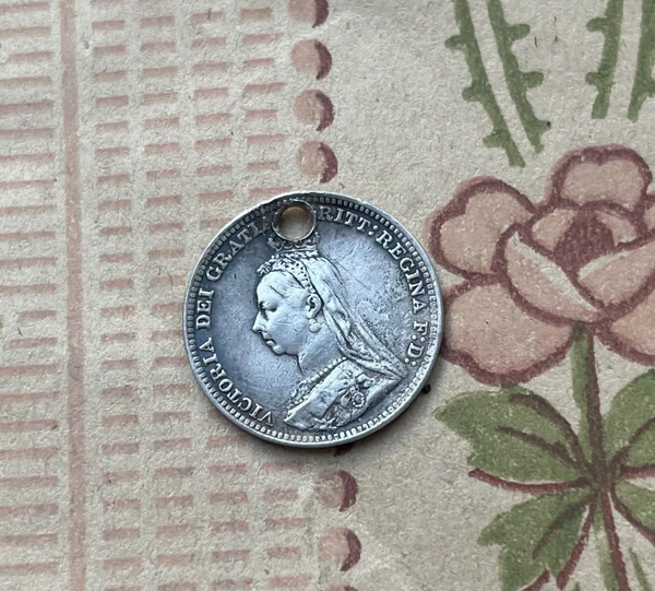 Victorian JJ Love Token Charm